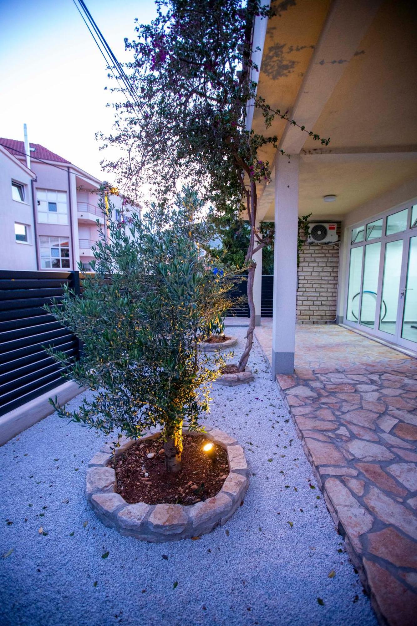 Apartment Laura Трогир Экстерьер фото