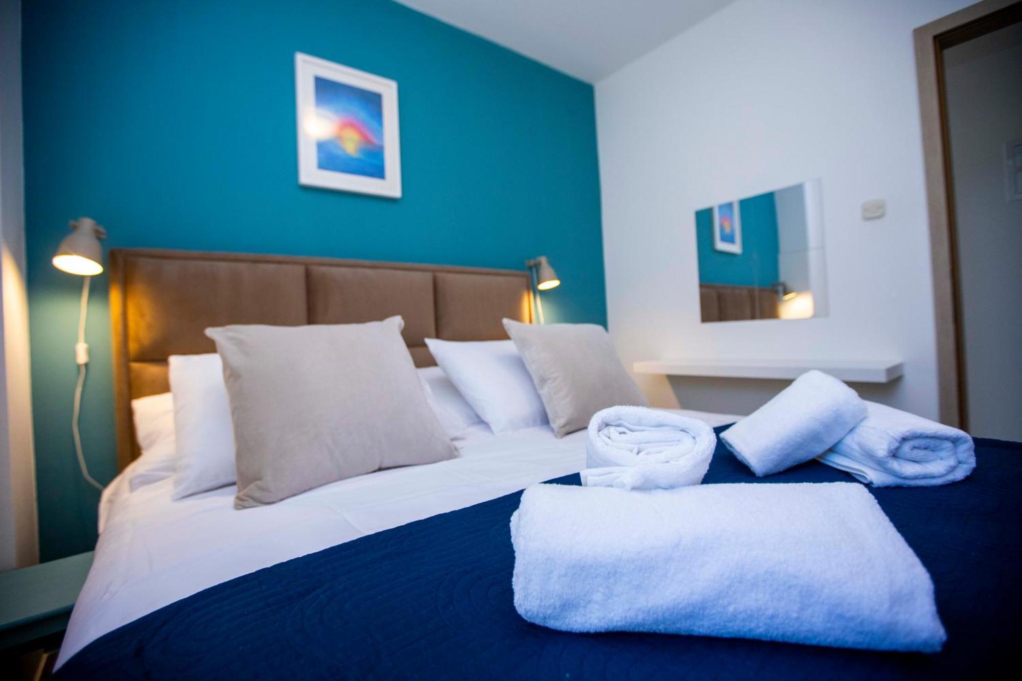 Apartment Laura Трогир Экстерьер фото